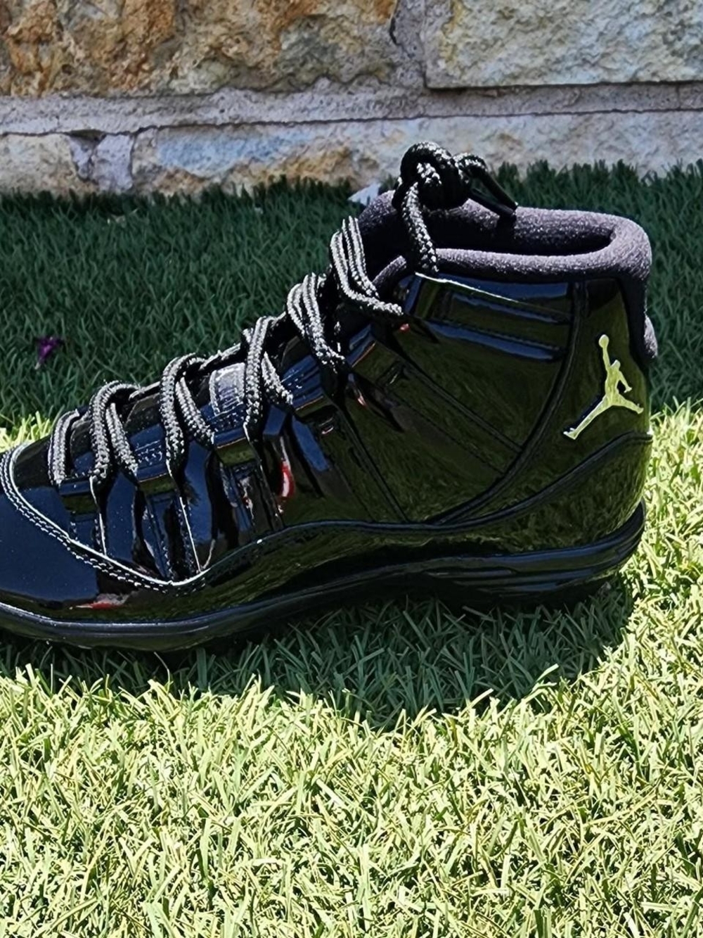 Jordan 11 Mid TD Cleat - Black Patent